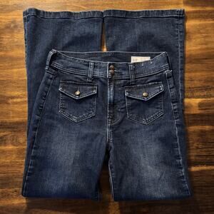 Gap Women’s 6 / 28 x 30 Short Jeans 70’s Flare High Rise Stretch Denim Petite